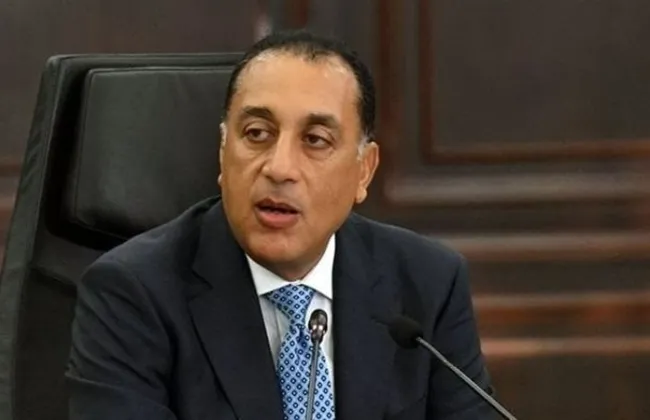 رئيس الوزراء يلتقى المدير التنفيذى لمصر بمجموعة البنك الدولى 
