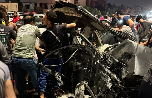 حادث التجمع.. الرعونة وعدم الالتزام بالسرعات وراء اصطدام السيارتين بمحور جمال عبد الناصر