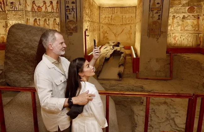 مصر تبهر ملك إسبانيا مرتين فى أقل من شهرين.. من الأقصر إلى الهرم الرابع 