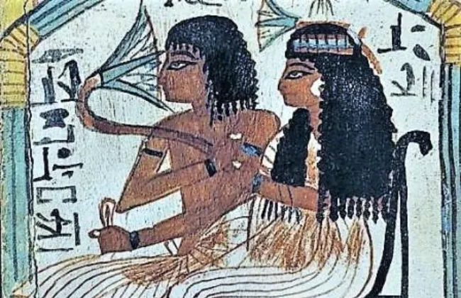 أسرار للجمال من وحي ملكات مصر القديمة.. الكحل والألوان الترابية الأبرز 