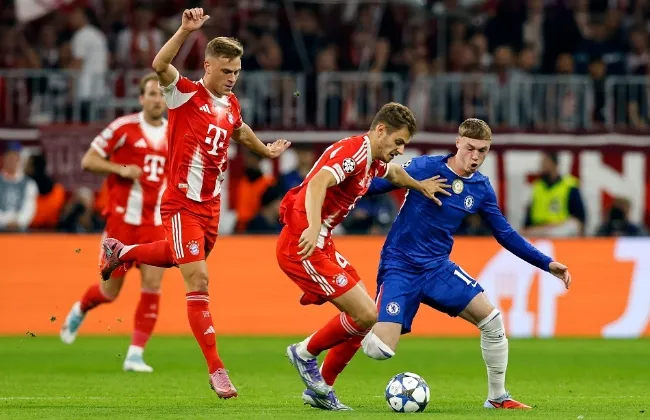 البايرن ضد ليفركوزن.. البافارى يحسم الشوط الأول بثلاثية مثيرة 