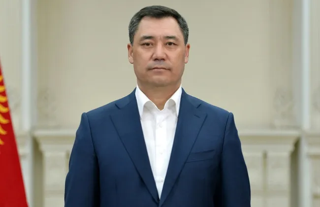 رئيس قرغيزيا: نهدف لربط شبكة السكك الحديدية بقناة السويس 