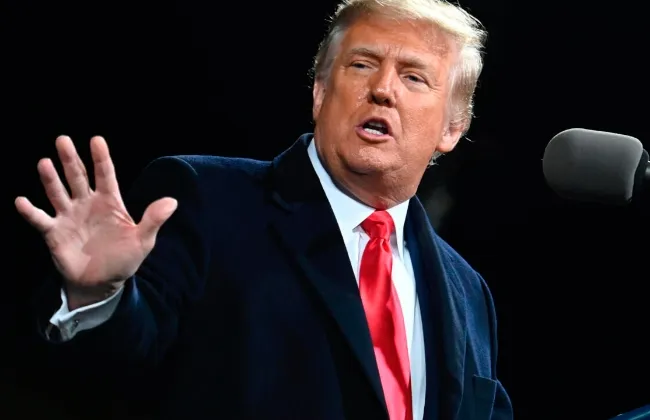 ترامب: الديمقراطيون تسببوا بأطول إغلاق حكومى فى تاريخ أمريكا 