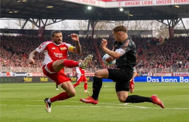 التعادل 1-1 يحسم شوط يونيون برلين ضد البايرن فى الدورى الألمانى 