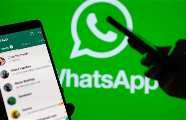 تحذير من موجة احتيال عبر واتساب مع اقتراب عيد الميلاد