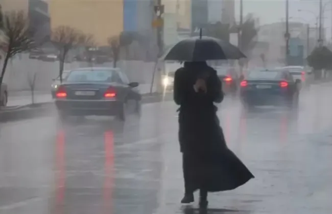 تحذير جوي شديد أمطار غزيرة ورياح قوية وانخفاض ملحوظ في درجات الحرارة