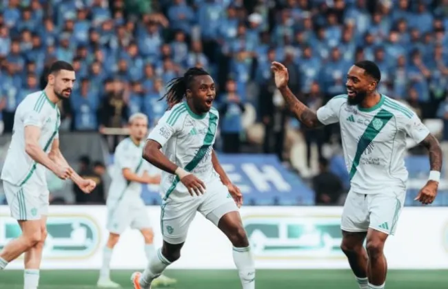 الأهلي ضد الفيحاء.. توني يمنح الراقي التقدم في الشوط الأول