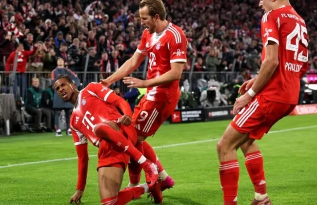 بايرن ميونخ ضد أوجسبورج.. إيتو يمنح البافاري التقدم فى الشوط الأول