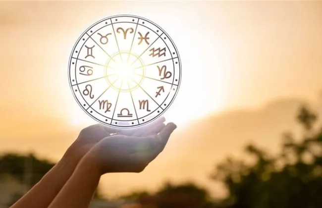 الأبراج الأكثر وفاءً في العلاقات.. من يتمسّك بالحب والصداقة حتى النهاية؟