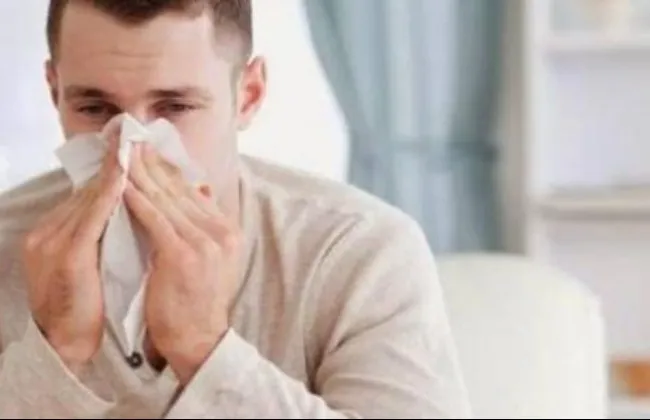 تحذير صحي من موجة نزلات البرد والإنفلونزا مع تقلبات الطقس