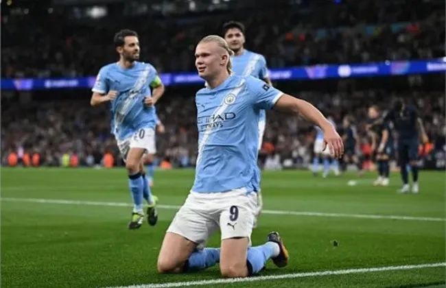 مانشستر سيتي يواجه بيرنلي بشعار لا بديل عن الفوز لمطاردة صدارة البريميرليج