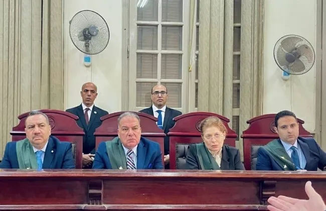  الجنايات تحيل أوراق 6 متهمين 