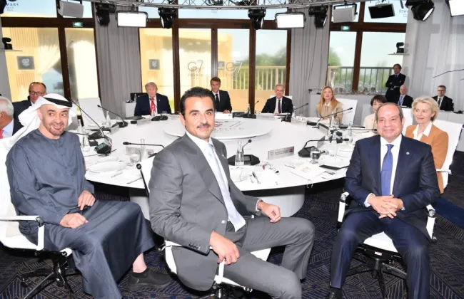 الرئيس السيسى يحذر من الانشغال بالأزمة مع إيران وتوسيع نطاق الخط الأصفر بغزة