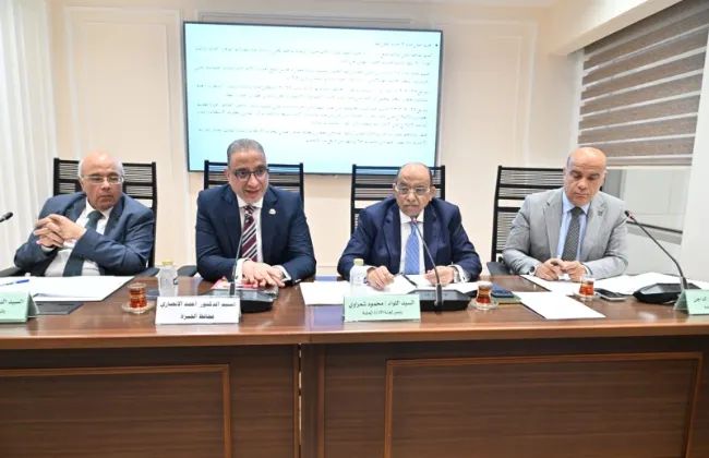 محلية النواب تناقش أزمة عقارى كفر طهرمس.. ومحافظ الجيزة: لن نترك المتضررين