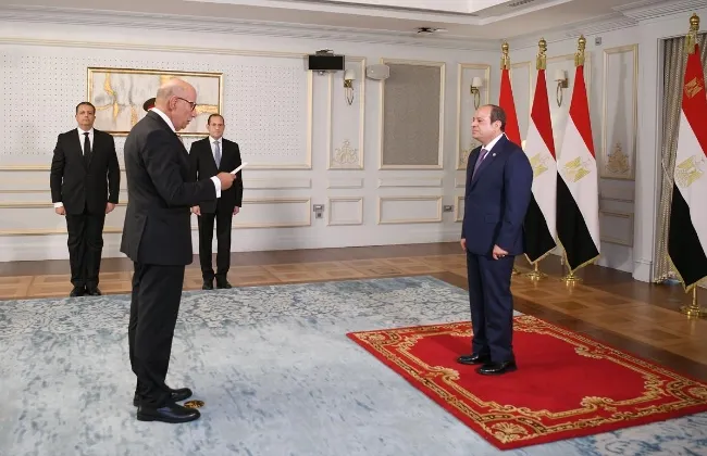 الرئيس السيسى يشيد بدور المؤسسات والهيئات القضائية فى حماية المال العام