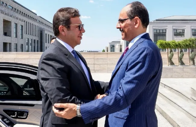 رئيس المخابرات العامة يبحث مع نظيره التركى عددا من القضايا
