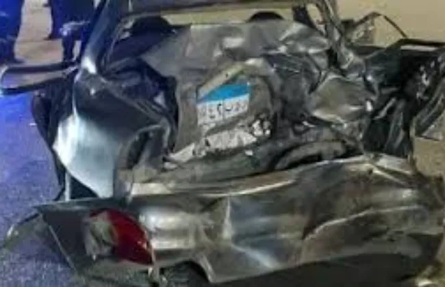 وفاة مأمور مركز شرطة إدفو وإصابة أسرته فى حادث سير على طريق بالقصير
