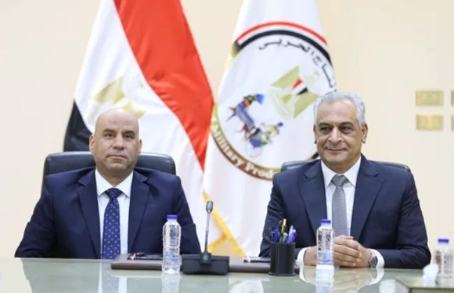 وزيرا الإنتاج الحربى والعمل يتفقان على خطة تدريب مهنى وتأهيل الشباب لسوق العمل