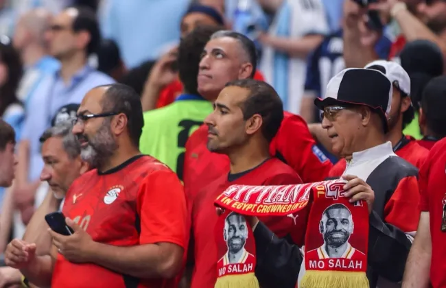الجماهير المصرية تزحف إلى المدرجات لدعم منتخب مصر قبل موقعة الأرجنتين