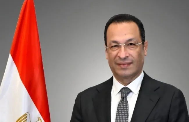وزير الاتصالات يبحث مع مسؤولي ICANN التعاون في حوكمة الإنترنت