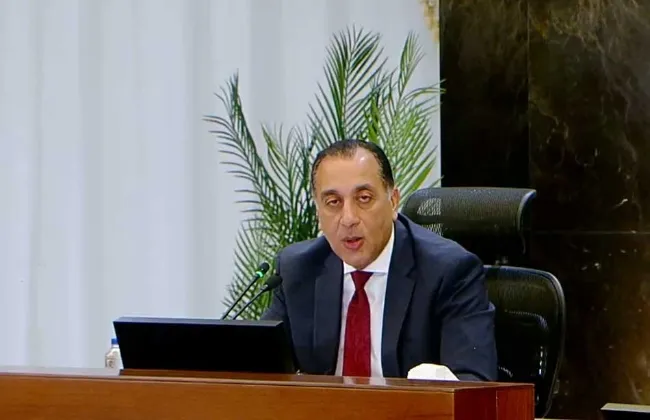 رئيس الوزراء يتفقد طريق البوليفارد والمركز التكنولوجى لهيئة المجتمعات العمرانية