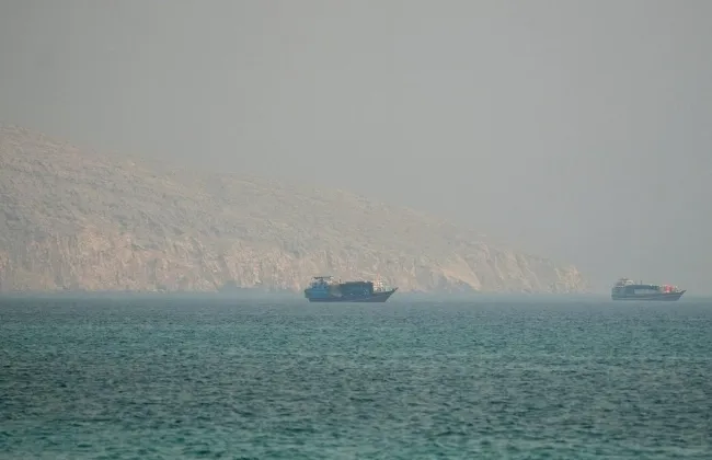 بلومبرج: مقذوف يستهدف ناقلة غاز طبيعى مسال تحمل شحنة من قطر بمضيق هرمز