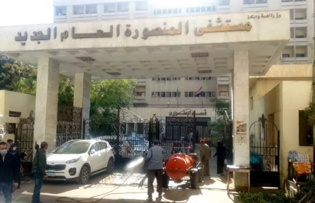لم يتحمل الصدمة.. وفاة شاب فى نفس لحظة رحيل أمه بمستشفى الطوارئ بالمنصورة