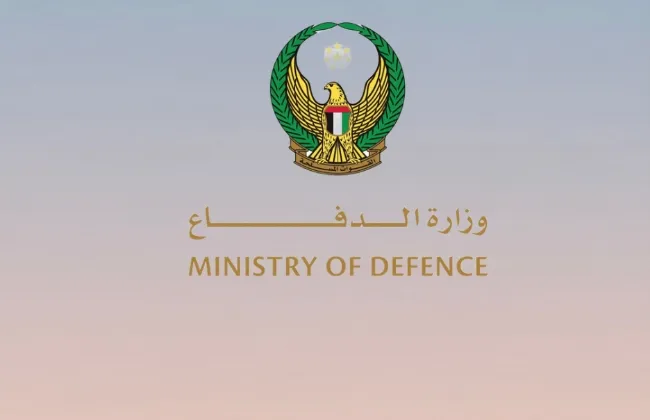 الداخلية الإماراتية: الدفاعات الجوية تتعامل الآن مع تهديد صاروخي