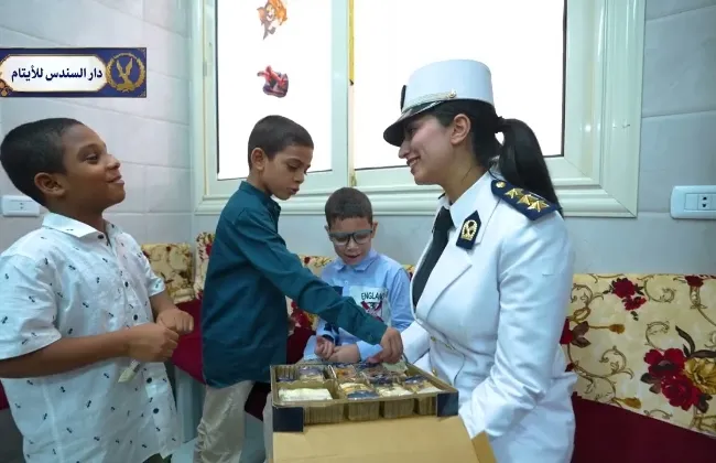 الداخلية توزع الحلوى على المرضى والأيتام بمناسبة المولد النبوي