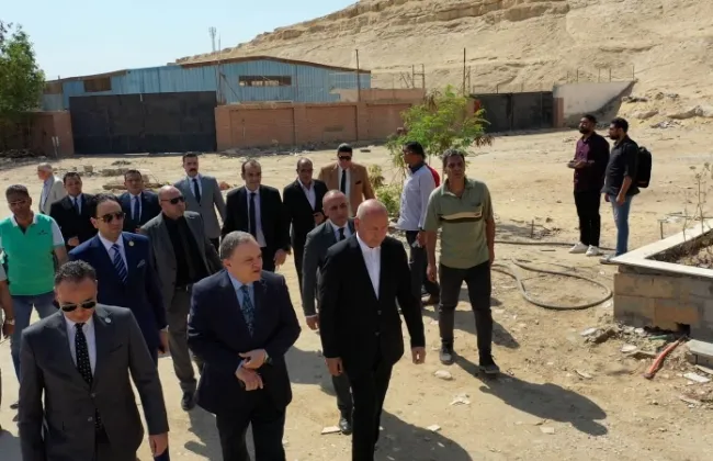 النيابة العامة تخلى ساحة التحفظ على المركبات بمنطقة أوروبا 2000 بالمعادى