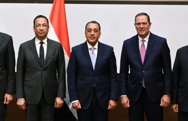رئيس الوزراء يشهد توقيع خطاب نوايا بين وزارة الاتصالات وشركة سيسكو سيستمز