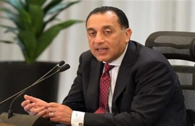 رئيس الوزراء يسقط الجنسية عن عدد من الأشخاص لالتحاقهم بالخدمة العسكرية بدولة أجنبية