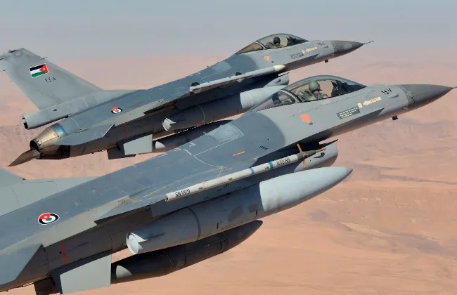 إيران تقصف الأردن بـ 20 صاروخا باليستيا.. الجيش الأردني يعلن التصدي لـ 18 صاروخ