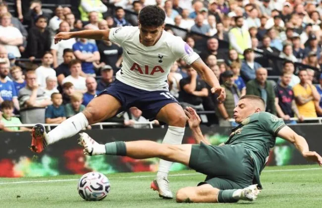 توتنهام يتعادل سلبيا مع إيفرتون بمشاركة مرموش في الدوري الإنجليزي
