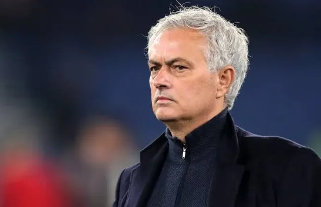 مورينيو يثير الجدل بعد الخسارة من أتلتيكو مدريد في الدوري الإسباني