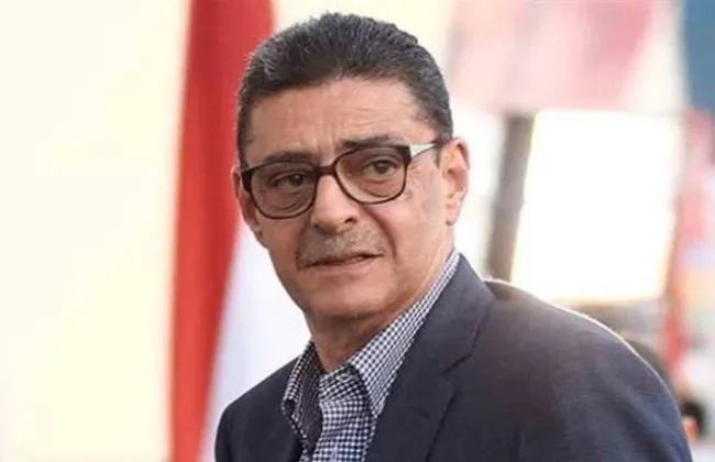 الأهلي يتمنى الشفاء العاجل لمحمود طاهر رئيس النادي السابق