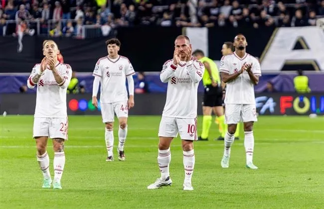 هاتريك باركولا يقود ليفربول لاكتساح لاسك لينز 6 - 3 في دوري الأبطال