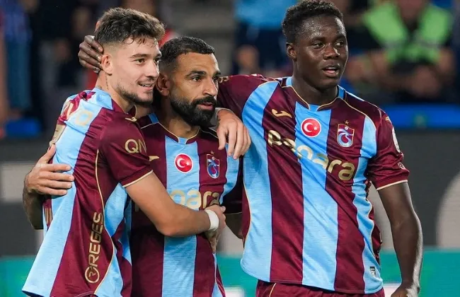 كوبس ضد طرابزون سبور.. محمد صلاح يصنع ويسجل فى الشوط الأول