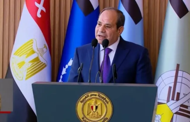 الرئيس السيسي: هنعتمد على شبابنا المتعلمين تعليما جيدا ونعرفهم يعني إيه دولة